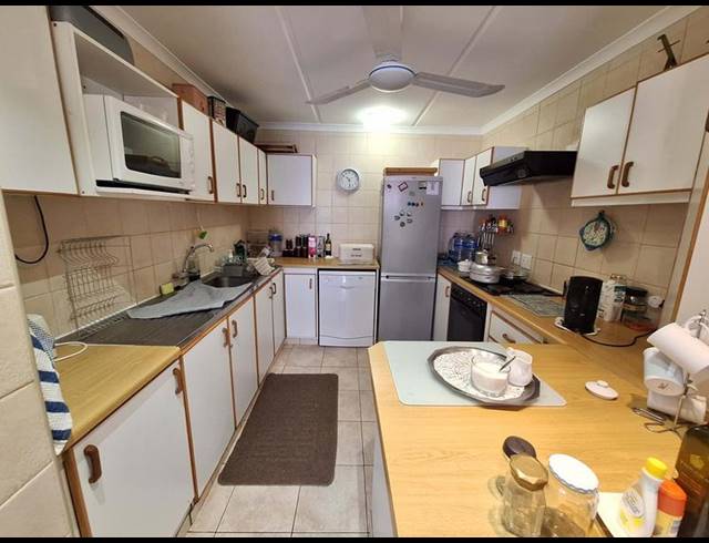 4 BEDROOM HOUSE FOR SALE IN DIAZ